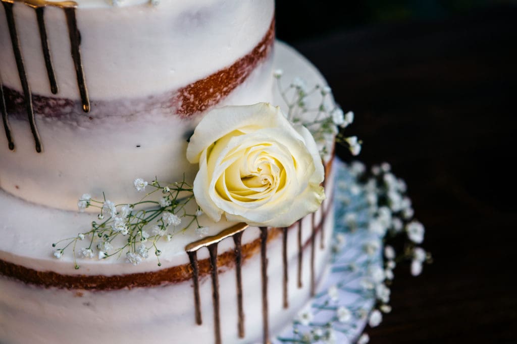 The Ultimate Guide to Wedding Cakes