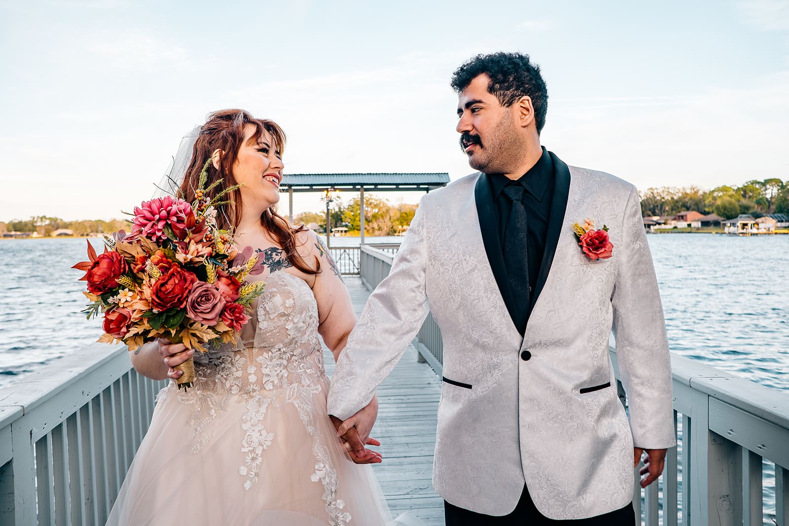 Heather andrew wedding at knotted roots on the lake